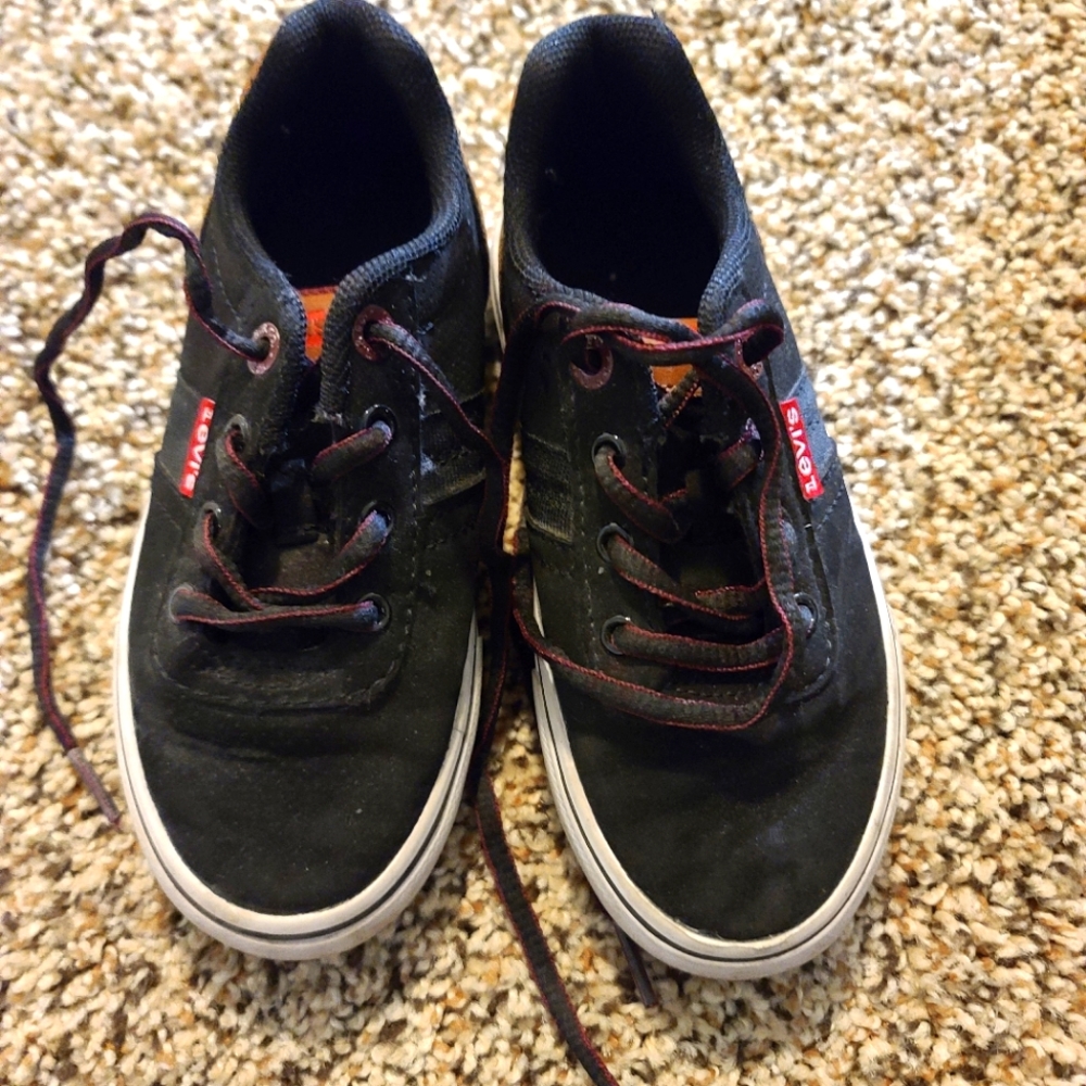 Levi's shoes